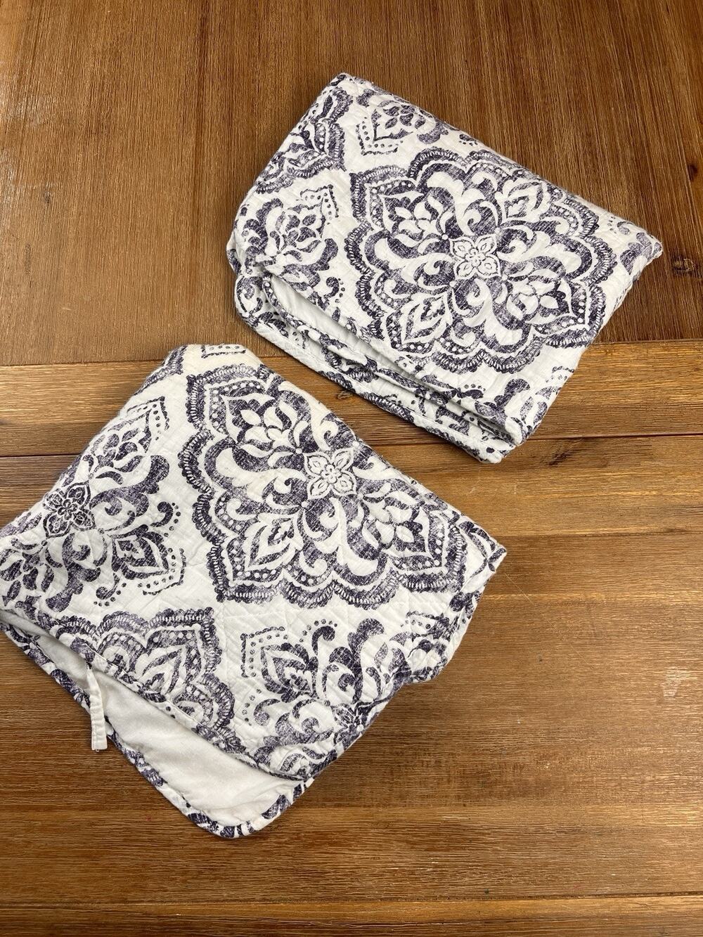 2 x Rachel Ashwell Shabby Chic Quilted Standard Pillow Shams Medallion Boho Blue